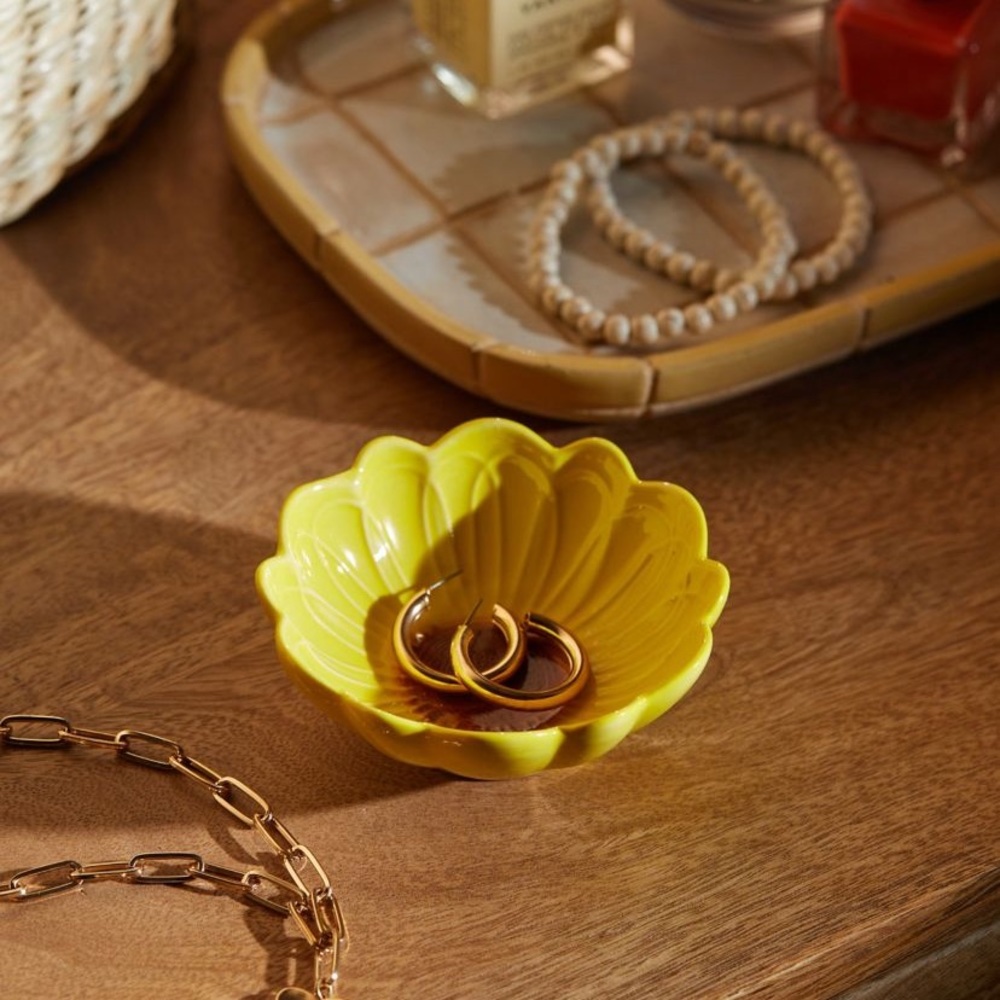 Flower pinch bowl from urban outfitters home
